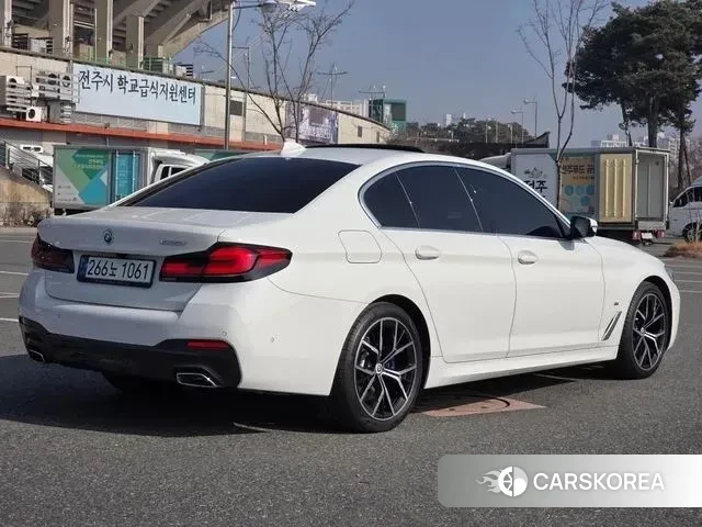 BMW 5 Series (G30) id 3591360 из Кореи 13