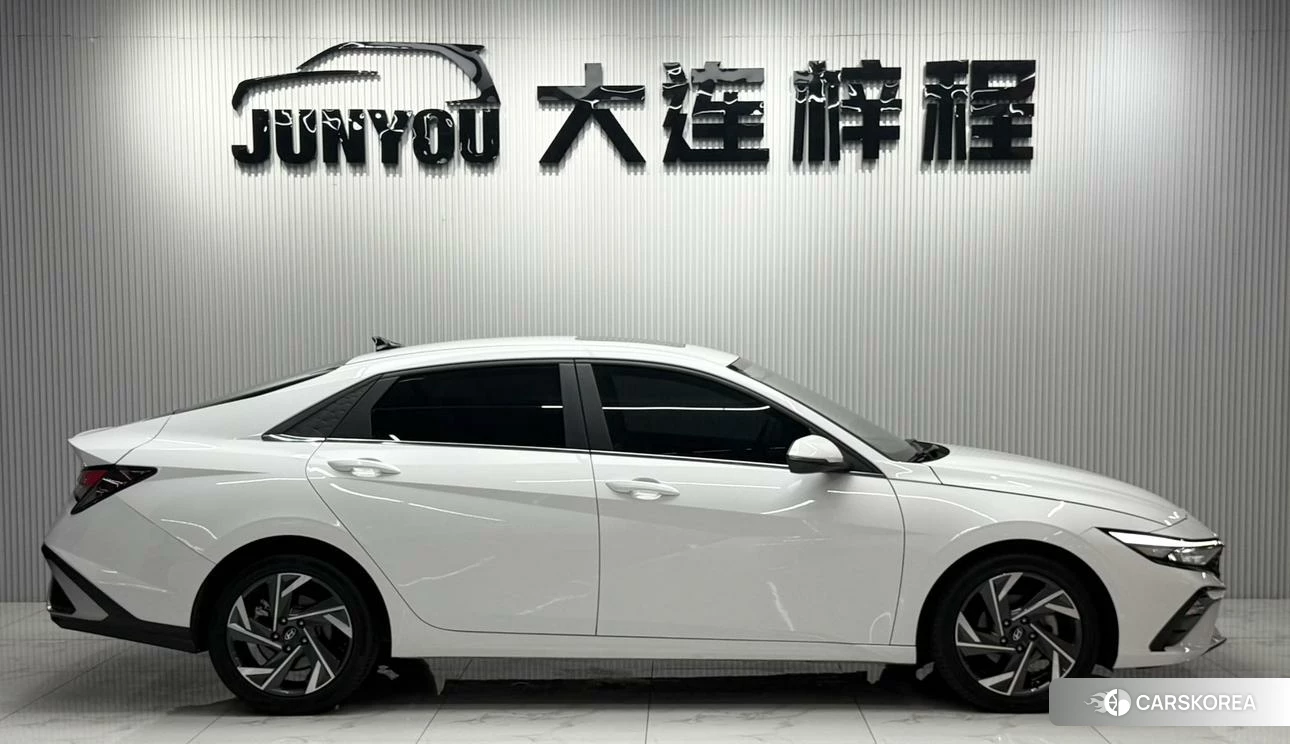 Hyundai Elantra id 4492722 из Китая 15