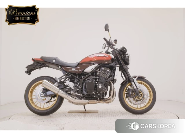 Kawasaki Z900RS 2025 из Японии