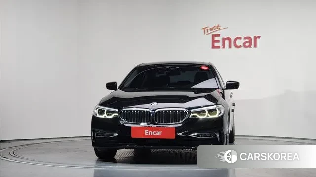 BMW 5 Series (G30) id 3692114 из Кореи 13