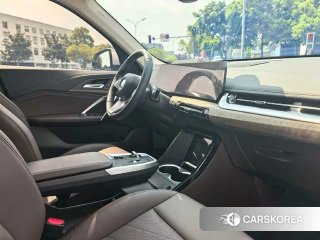 BMW X1 2024 Белый из Китая, фото 3