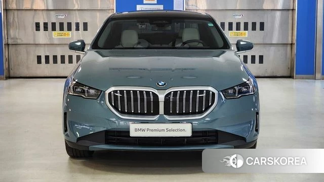BMW 5 Series (G60) id 4381006 из Кореи 13