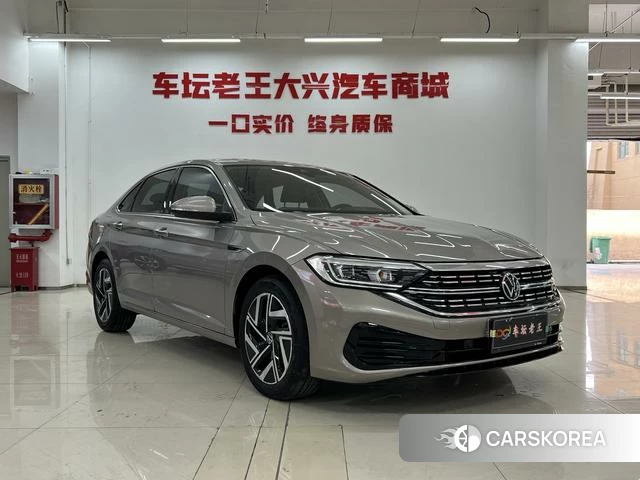 Volkswagen Sagitar 2023 Шампань из Китая, фото 3