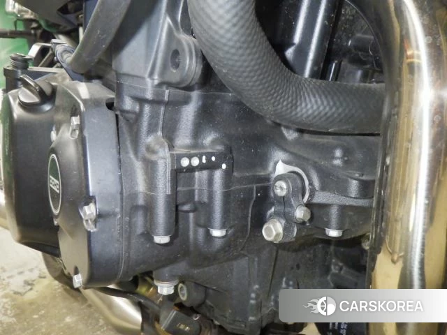 Engine photo