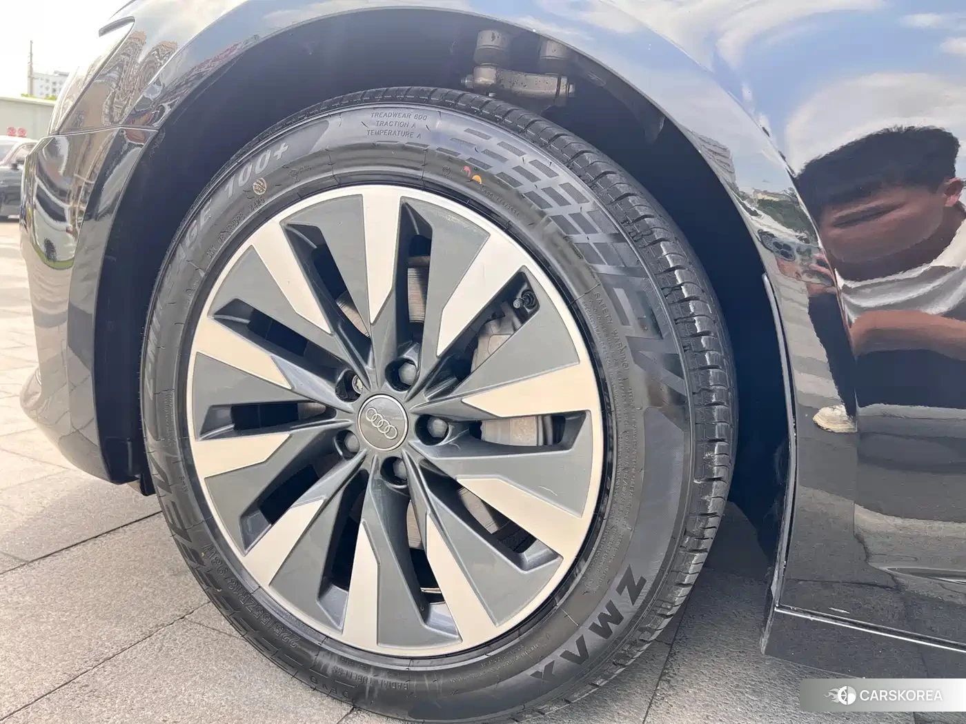 Audi A6L id 4607184 из Китая 23