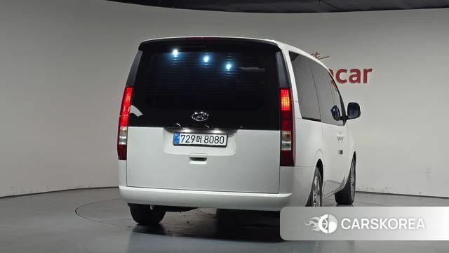 Hyundai Staria id 4315504 из Кореи 23