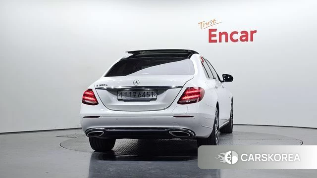 Mercedes-Benz E-Class W213 id 4429959 из Кореи 23
