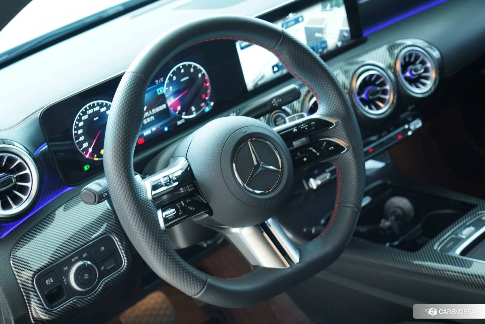 Mercedes-Benz Class A 2025 Белый из Китая, фото 6