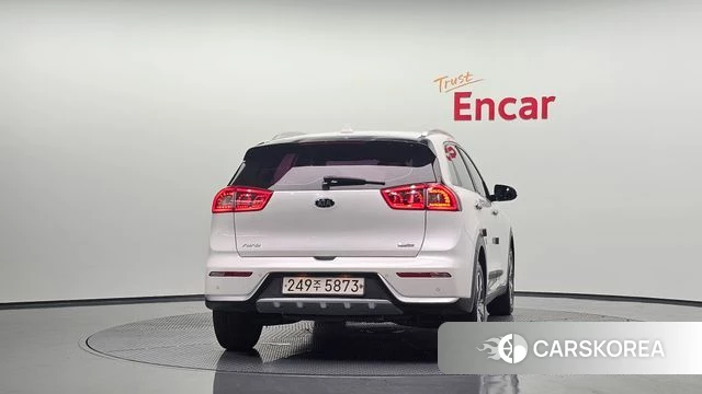 Kia Niro id 4647799 из Кореи 23
