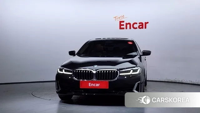 BMW 5 Series (G30) id 3037798 из Кореи 13