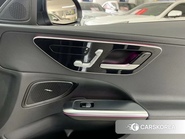 Mercedes-Benz Class C id 3993378 из Китая 23