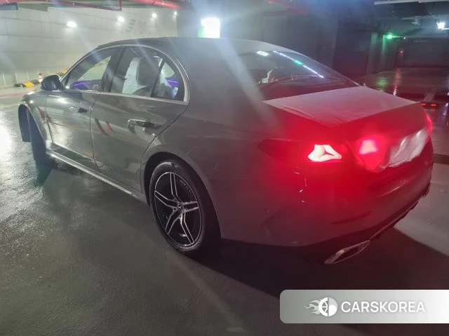 Mercedes-Benz E-Class W214 2026 Серебристо-серый из Кореи, фото 3