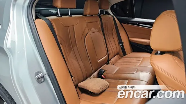 BMW 5 Series (G30) id 2676120 из Кореи 13