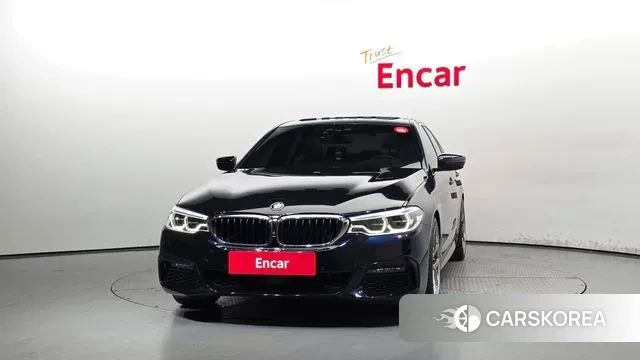 BMW 5 Series (G30) id 3013625 из Кореи 13