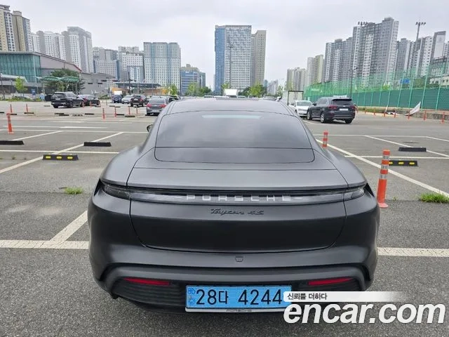 Porsche Taycan id 2910755 из Кореи 13