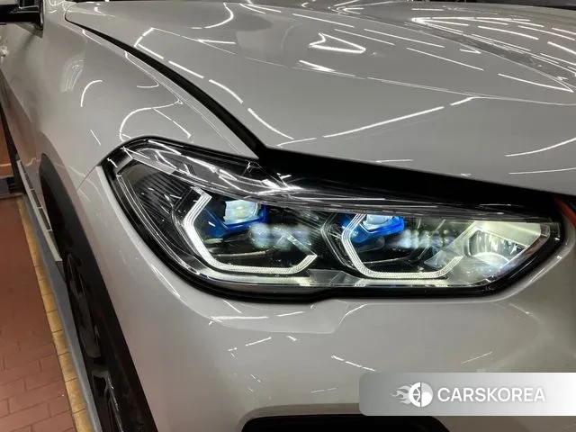 BMW X5 (G05) 2022 Белый из Кореи, фото 3