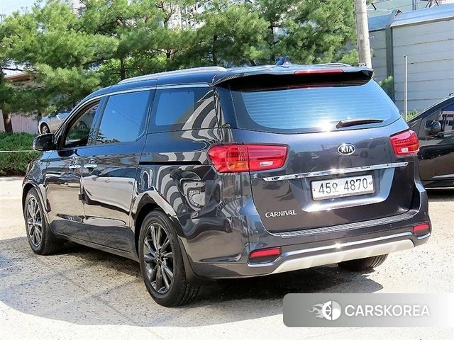 Kia The New Carnival id 4397714 из Кореи 13