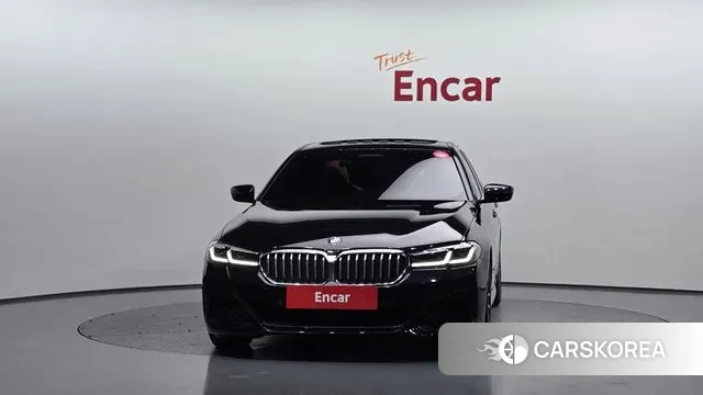 BMW 5 Series (G30) id 3654674 из Кореи 13