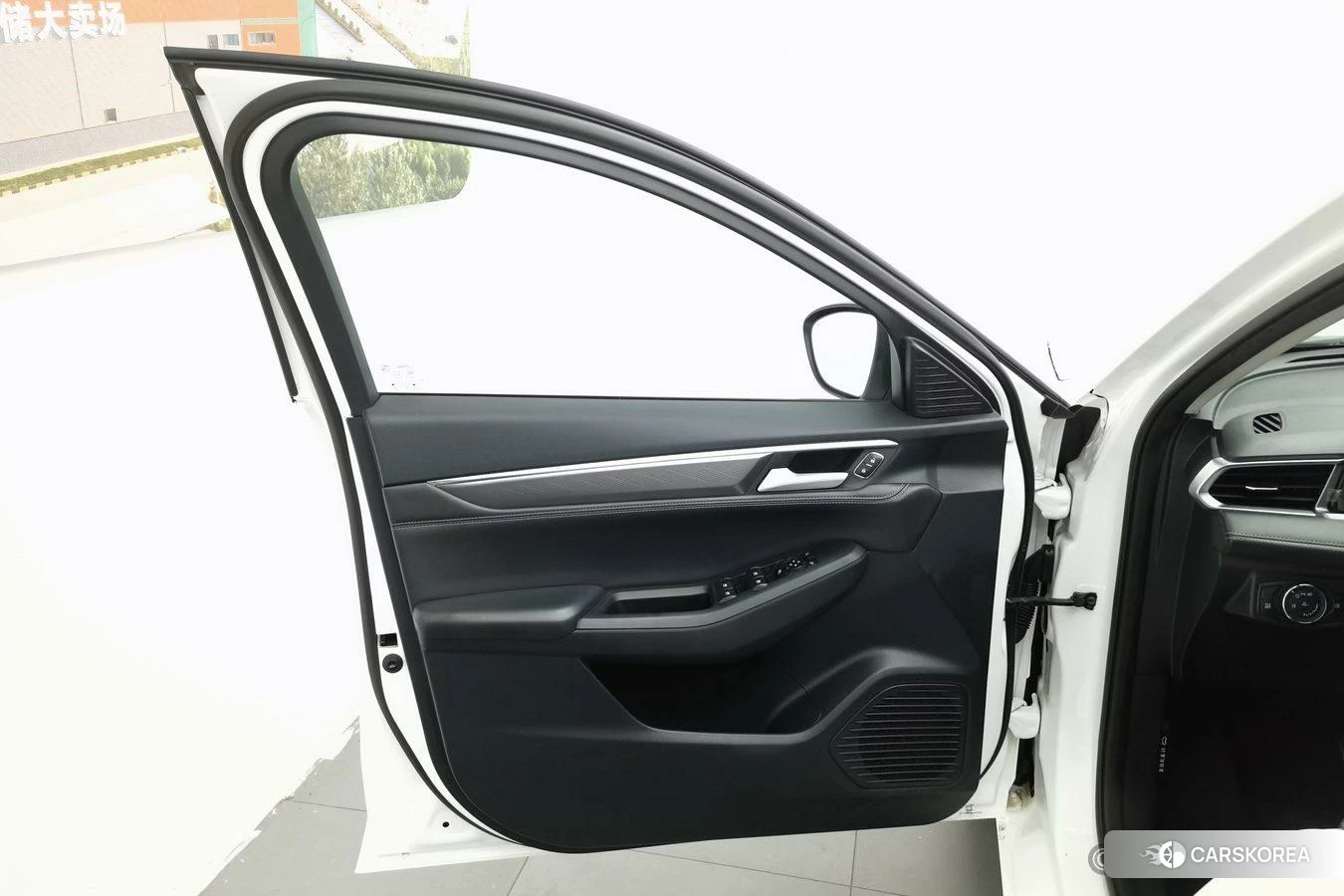 Ford Forrest id 4455596 из Китая 17