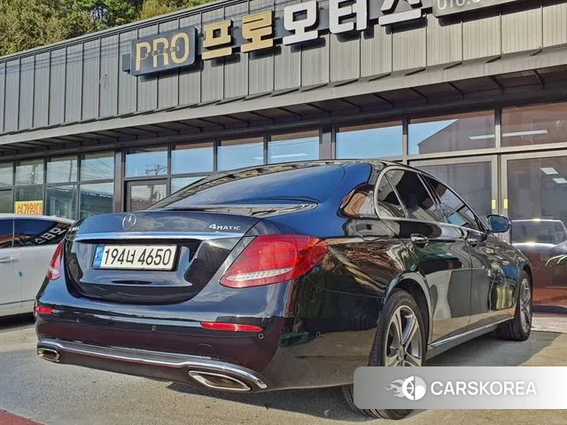 Mercedes-Benz E-Class W213 2018 Черный из Кореи, фото 6