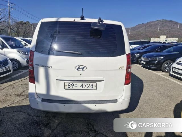 Hyundai The New Grand Starex id 3814052 из Кореи 7