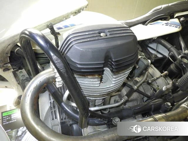 Engine photo