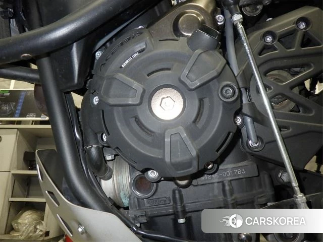 Engine photo