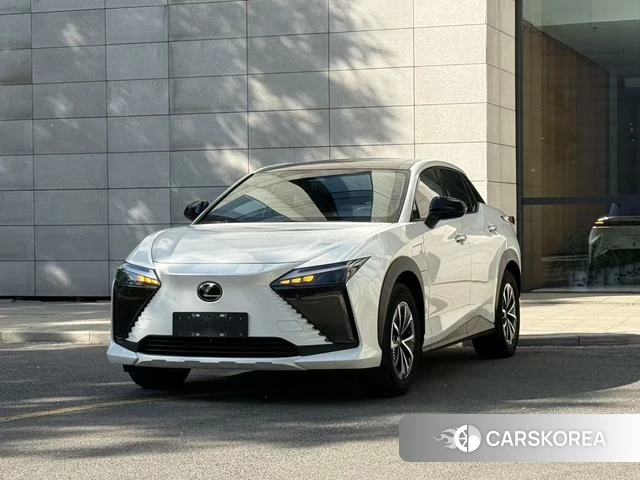 Lexus RZ id 4301801 из Китая 13