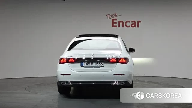 Mercedes-Benz E-Class W214 id 3732140 из Кореи 13