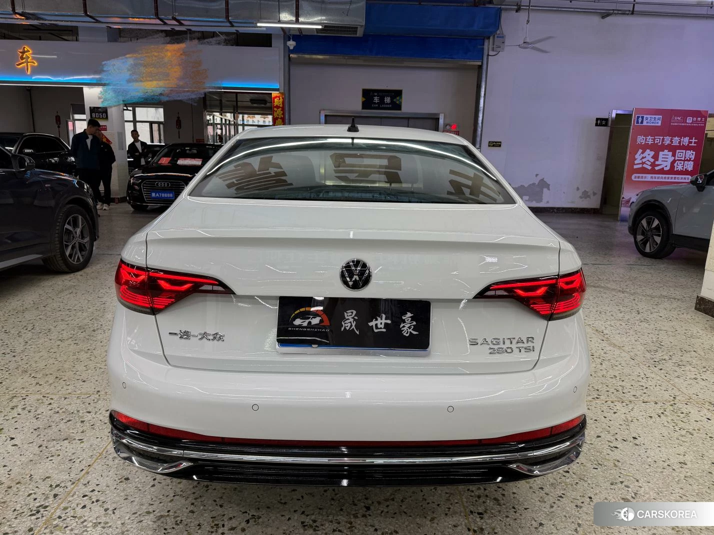 Volkswagen Sagitar id 4455372 из Китая 16