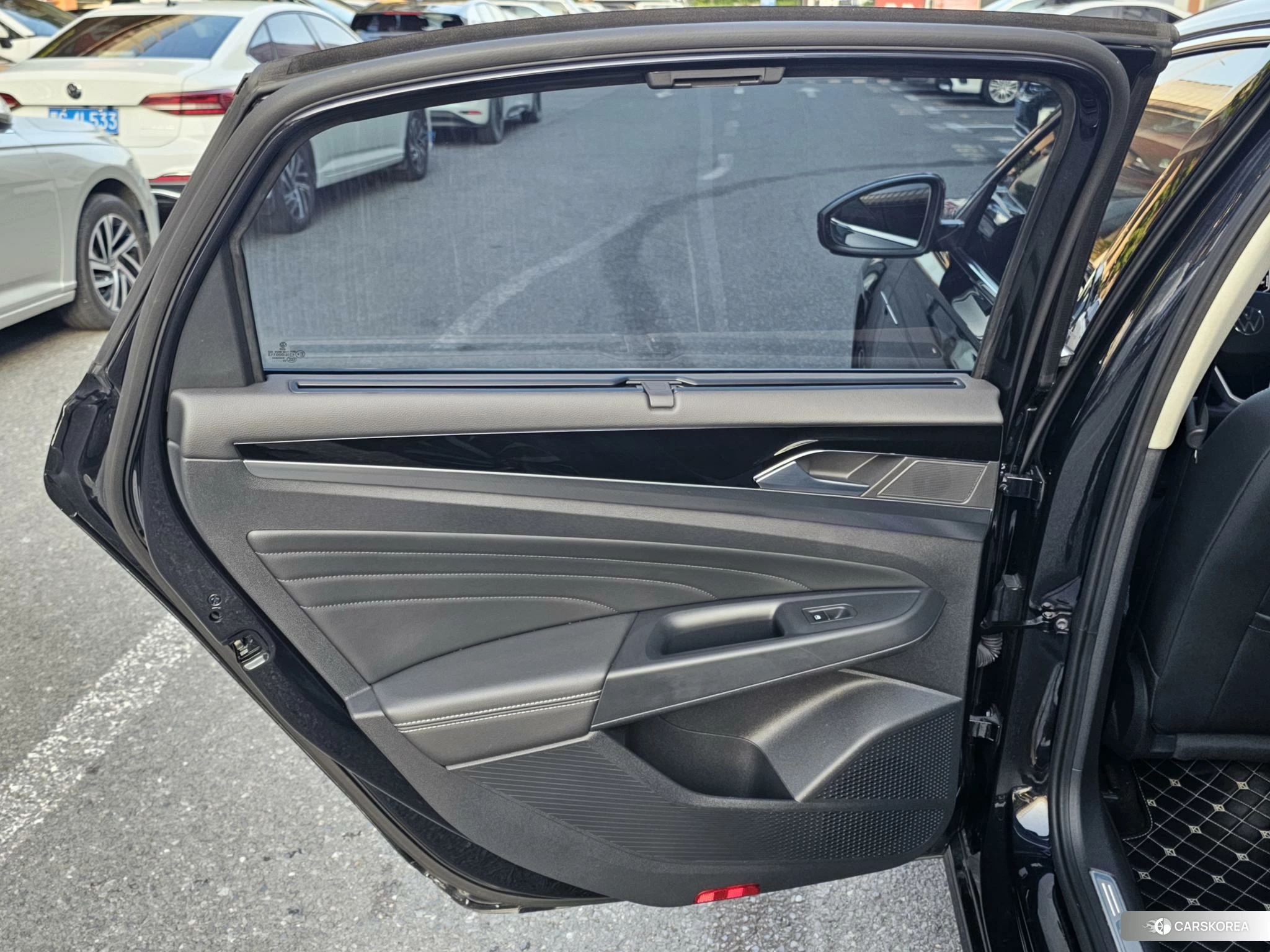 Volkswagen Passat id 4440476 из Китая 15