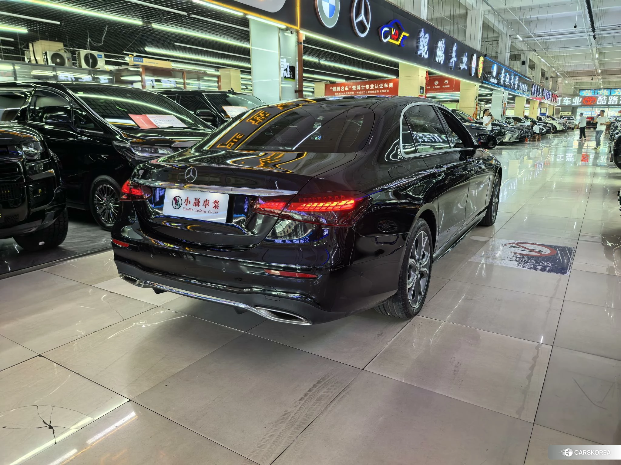 Mercedes-Benz E-class 2022 Черный из Китая, фото 3