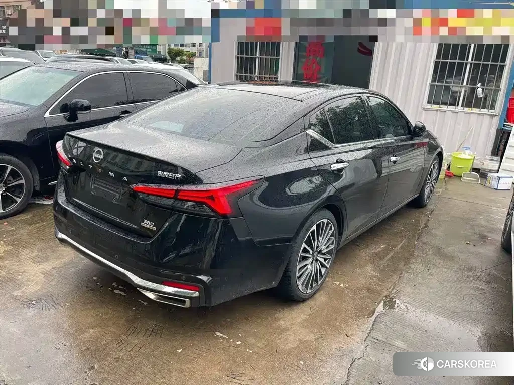 Nissan Altima 2024 Черный из Китая, фото 3