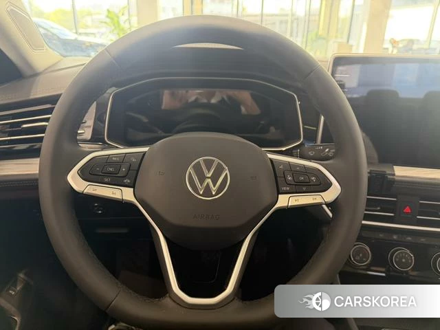 Volkswagen Sagitar id 4301699 из Китая 12