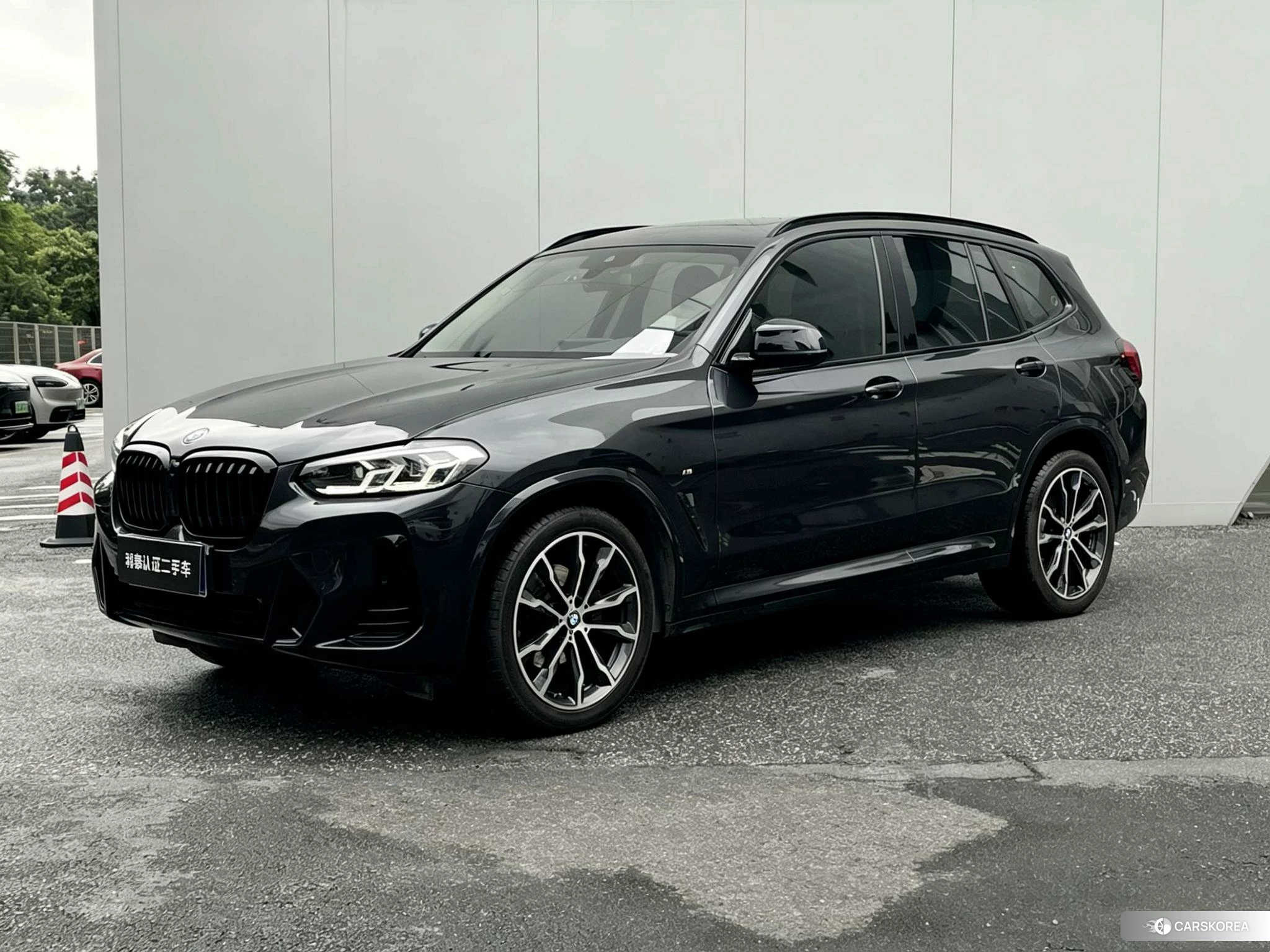 BMW X3 2021 Темно-серый из Китая, фото 3