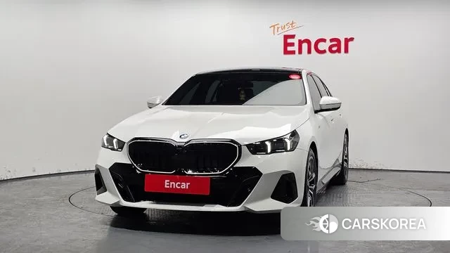 BMW 5 Series (G60) id 3716144 из Кореи 13