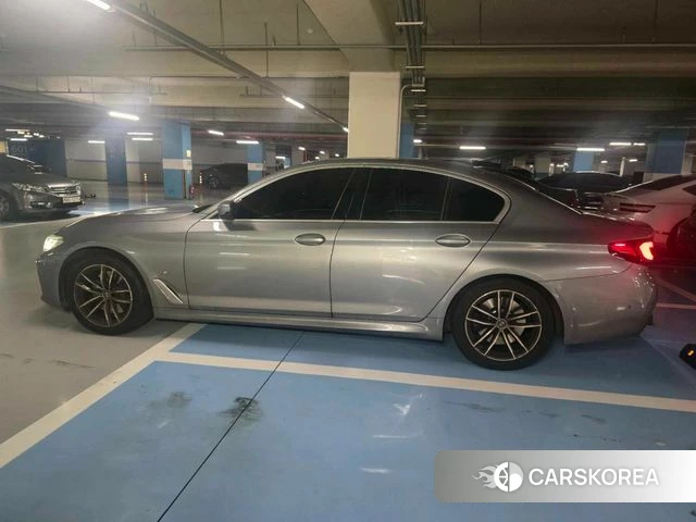 BMW 5 Series (G30) id 4905309 из Кореи 10