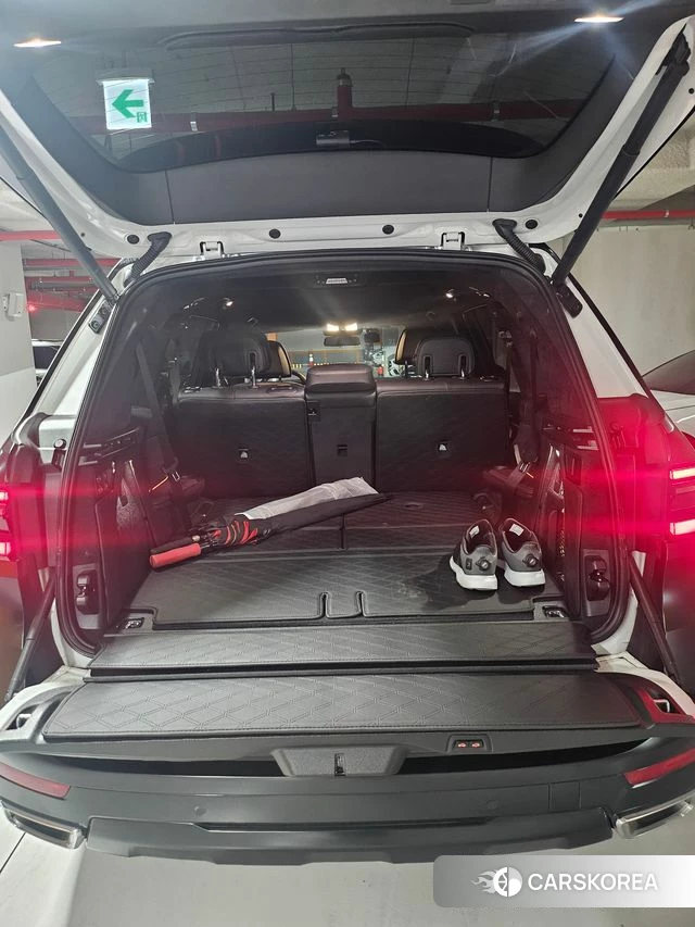 BMW X7 (G07) 2023 Черный из Кореи, фото 4