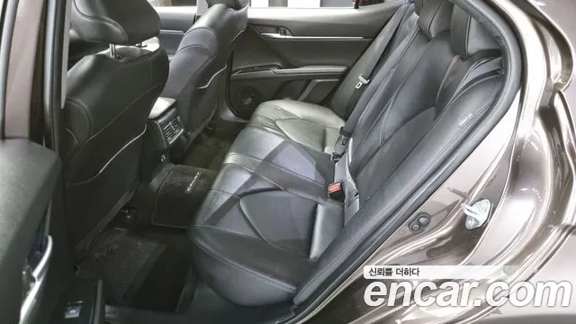 Toyota Camry (XV70) id 2687990 из Кореи 13