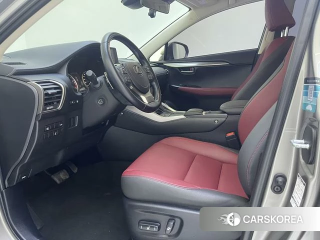 Lexus NX id 4263374 из Китая 11