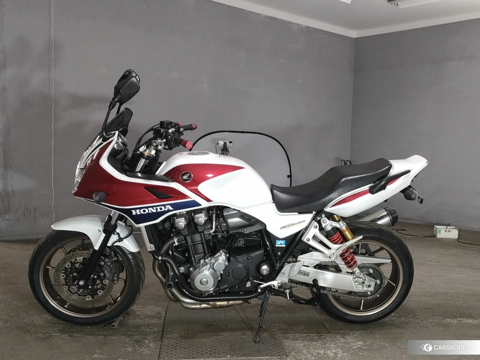 Проданный Honda CB1300SF BOLDOR id 4206316 из Японии, фото 2