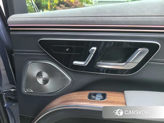 Mercedes-Benz EQS SUV id 4258132 из Китая 13