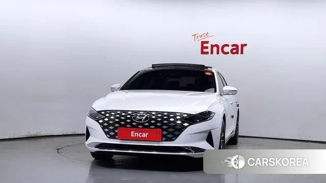 Hyundai The New Grandeur IG id 3128477 из Кореи 13