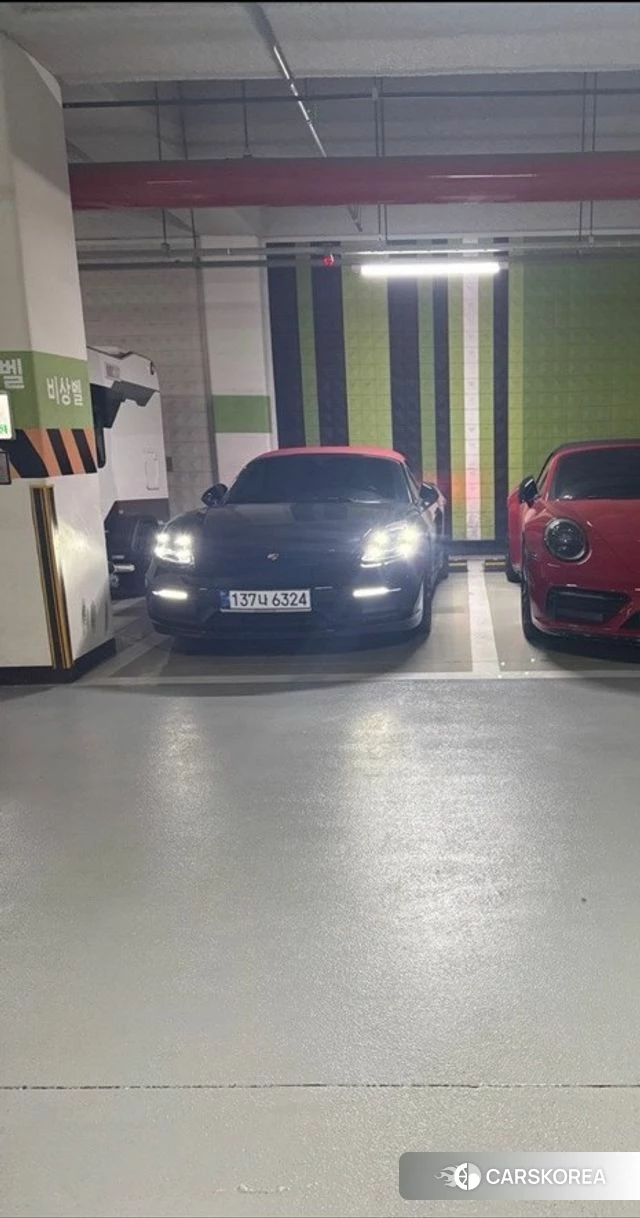 Porsche 718 Boxster 2023 Черный из Кореи, фото 3