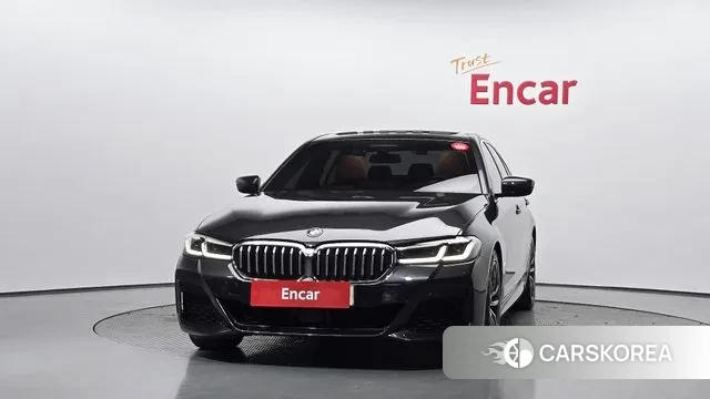 BMW 5 Series (G30) id 3422129 из Кореи 13