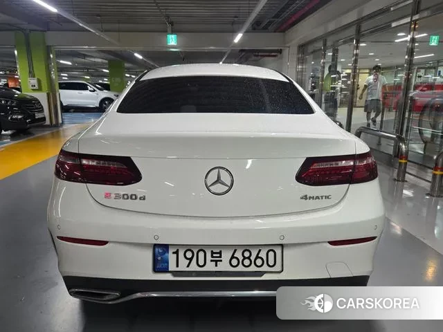 Mercedes-Benz E-Class W213 2022 Белый из Кореи, фото 3