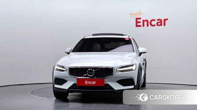 Volvo V60 Cross-Country 2nd Generation id 4507153 из Кореи 23