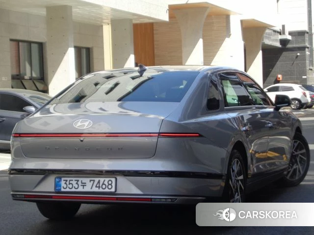 Hyundai Grandeur (GN7) id 3992867 из Кореи 13