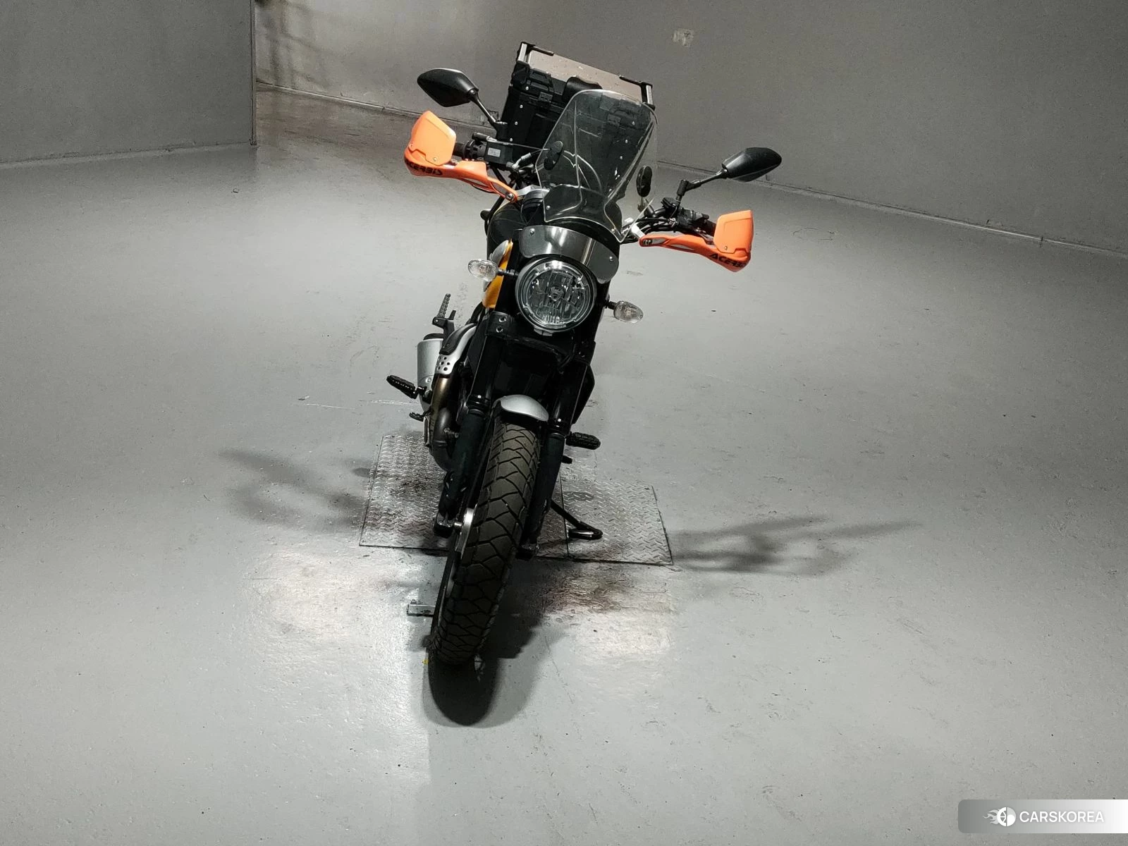 Проданный Ducati SCRAMBLER CLASSIC 2015 из Японии, фото 4