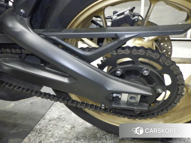 Yamaha XSR900 id 4236860 из Японии 17